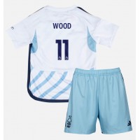 Nottingham Forest Chris Wood #11 Replika babykläder Bortaställ Barn 2023-24 Kortärmad (+ korta byxor)